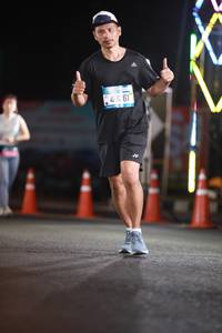 BIB: 402
                            <button type="button" onclick="openModal(21563215)" class="btn btn-primary btn-sm float-right btn-popup" data-toggle="modal" data-target=".modal-high-quality">
                        <i class="fas fa-shopping-cart"></i> Add to Cart
                    </button>
                                            <button type="button" onclick="isThisMe(21563215, true)" class="btn btn-success btn-sm float-right btn-popup btn-isme hidden" data-toggle="tooltip" data-placement="bottom" title="นี่คือรูปของคุณใช่ไหม คลิกที่นี่เพื่อเอาเข้าอัลบั้ม">
                        <i class="fas fa-plus"></i> Add to album
                    </button>
                    <button type="button" onclick="isThisMe(21563215, false)" class="btn btn-warning btn-sm float-right btn-popup btn-isnotme hidden">
                        <i class="fas fa-ban"></i> Remove from album
                    </button>